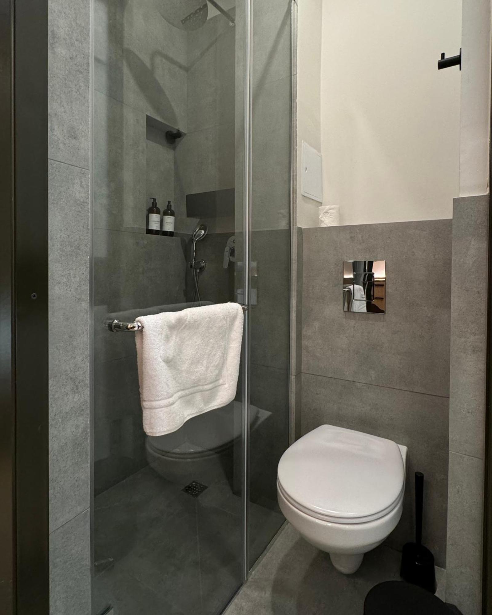 Mosh Mosh Boutique Hotel الماتي المظهر الخارجي الصورة